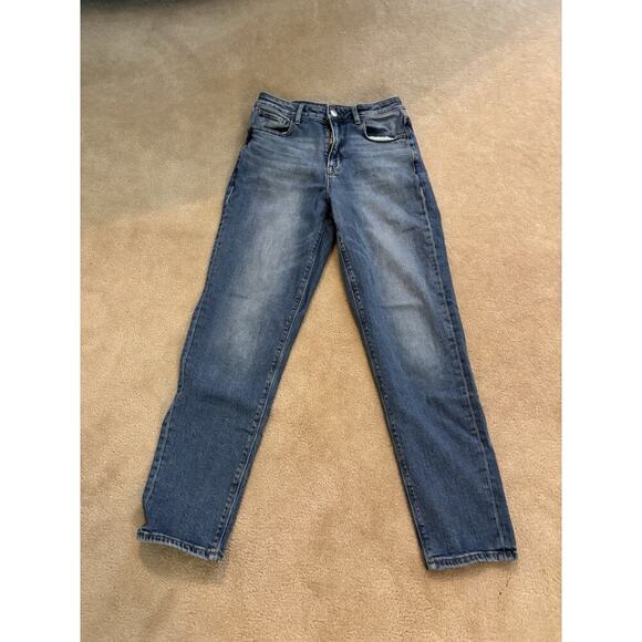Ladies American Eagle Mom Jeans Size 2 - Picture 1 of 4
